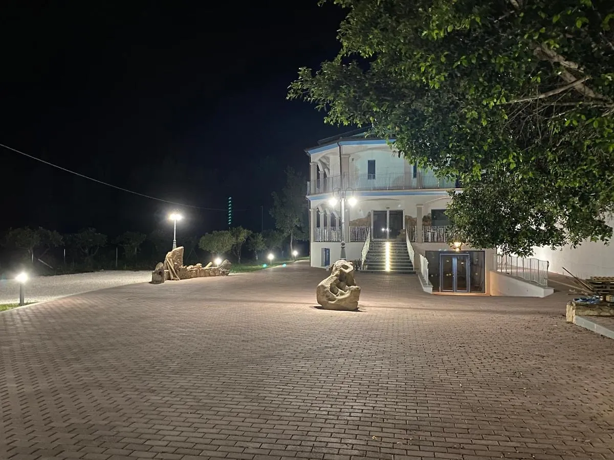 פוסאדה Borgo Albador Rooms