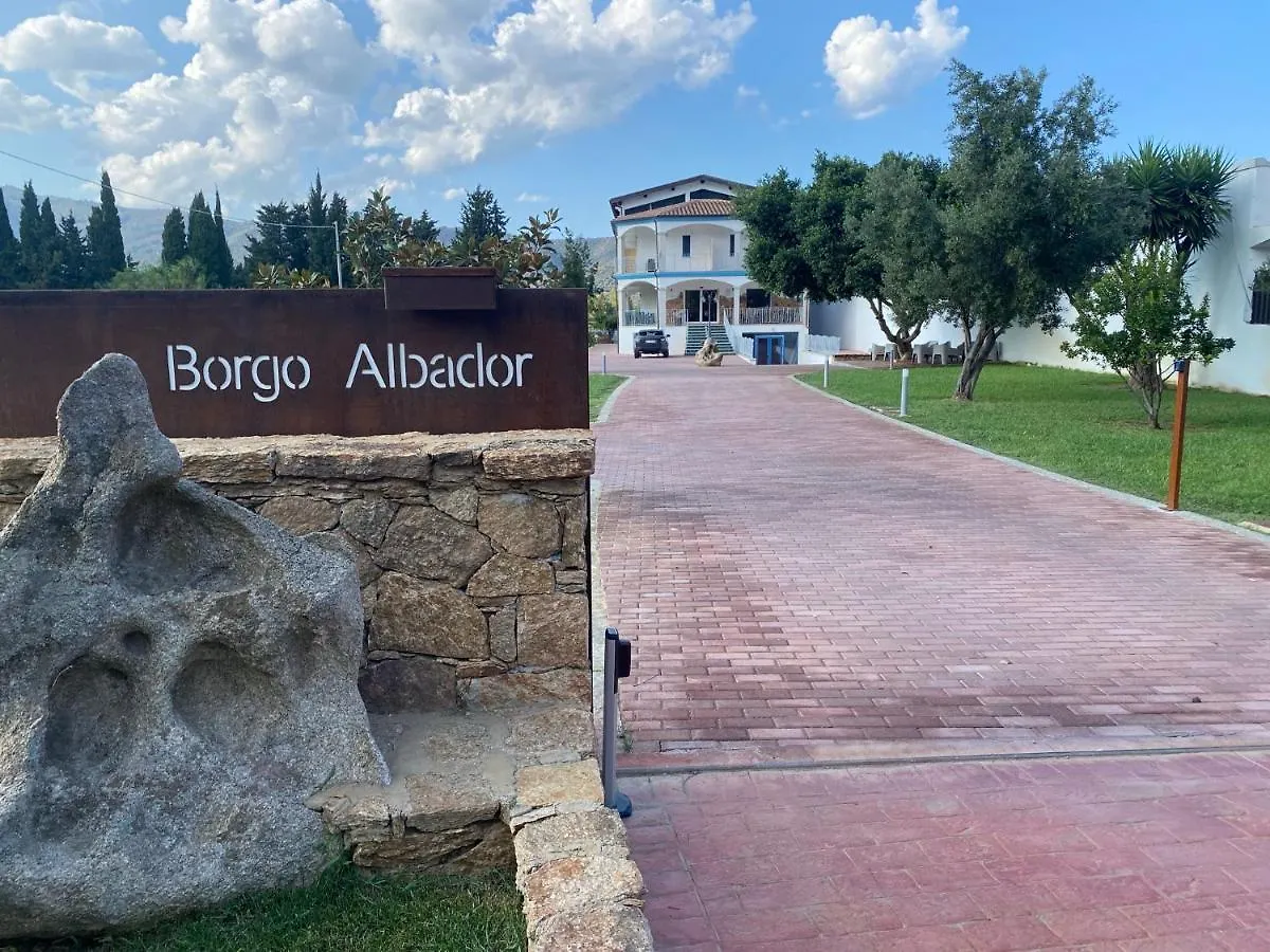 פוסאדה Borgo Albador Rooms