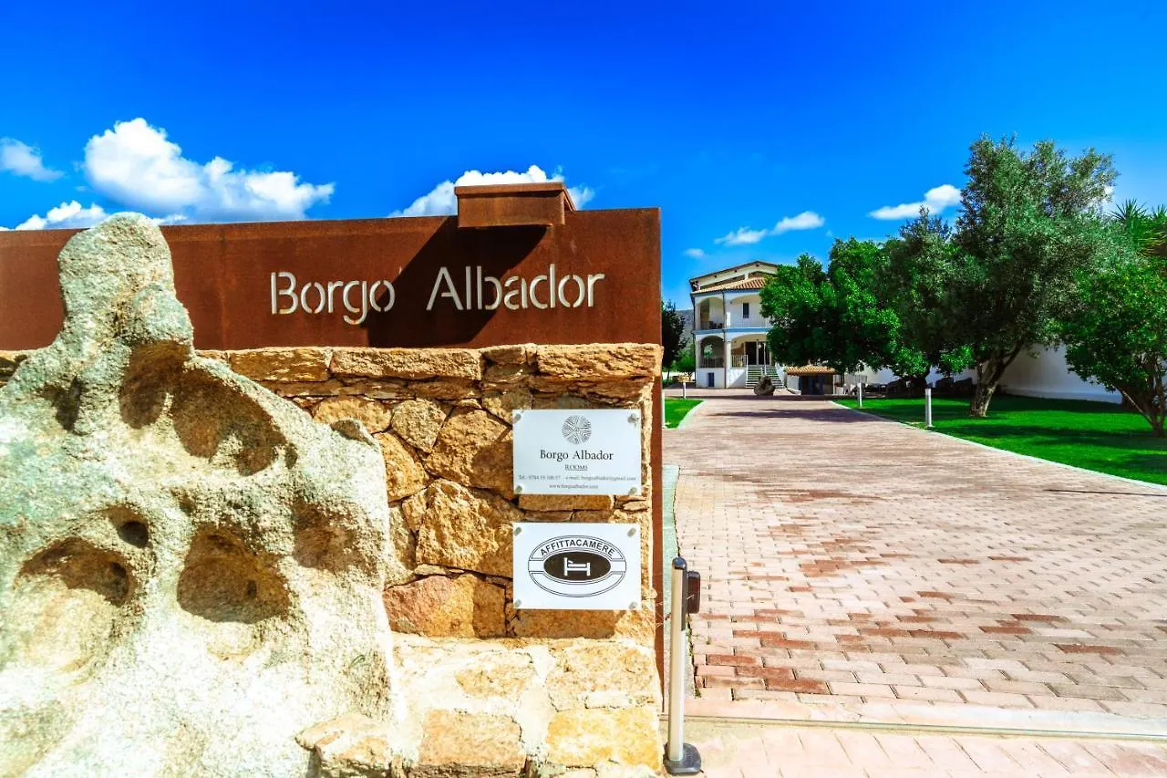 פוסאדה Borgo Albador Rooms