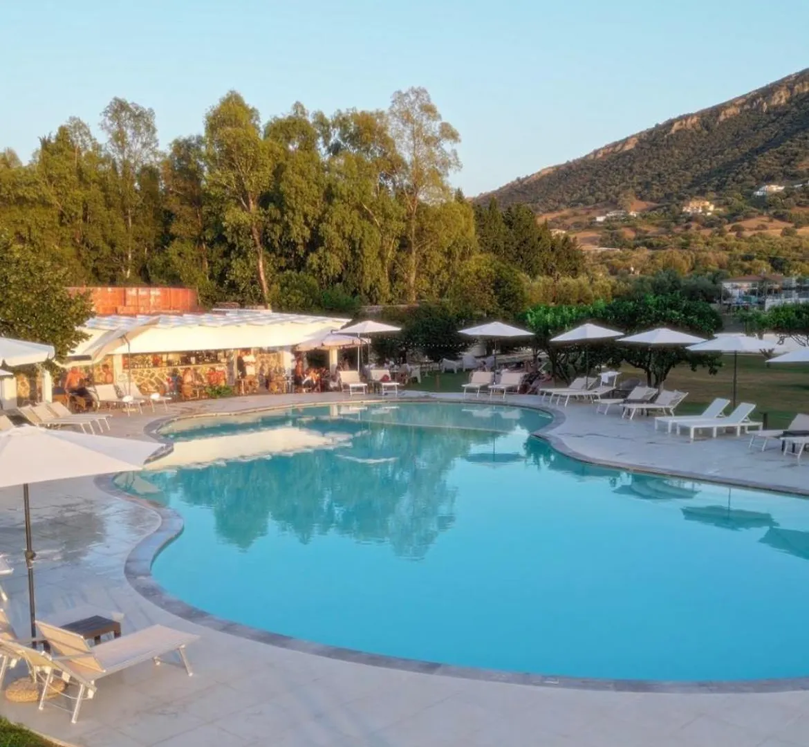 פוסאדה Borgo Albador Rooms בית הארחה